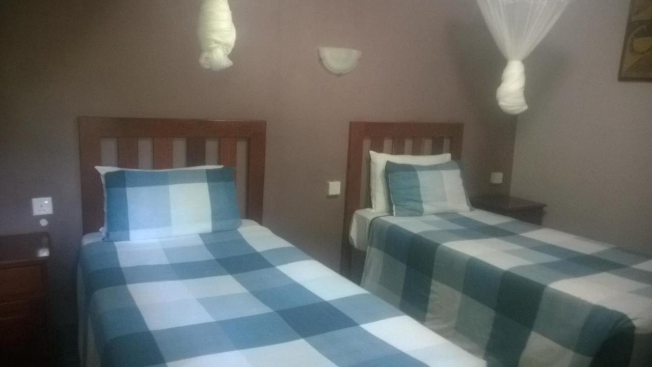 Gloria'S Bed And Breakfast Лівінґстон Екстер'єр фото